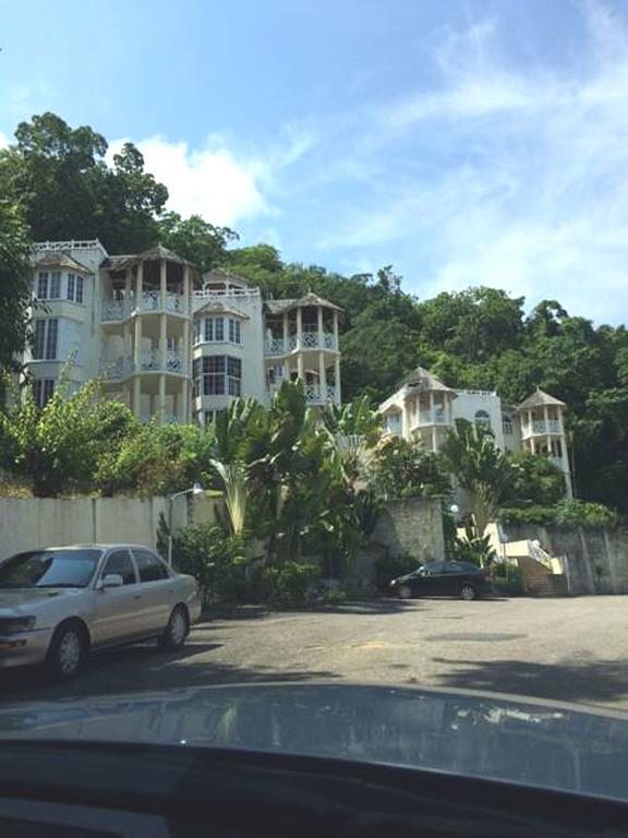 Sky Castles Apt J3 Ocho Rios Exterior foto